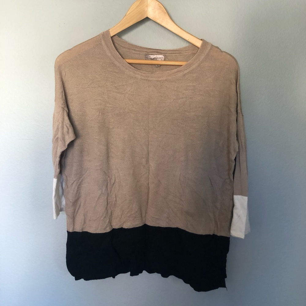 Super cute, crazy soft top